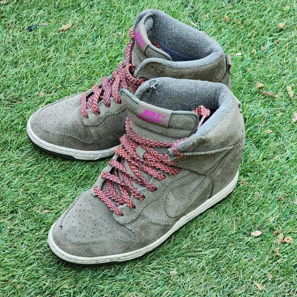 NIKE DUNK SKY HI - Womens Wedge - SIZE 7.5